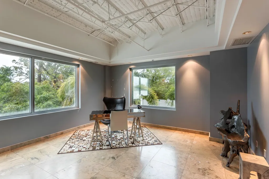 5020 Biscayne Boulevard Miami FL 33137