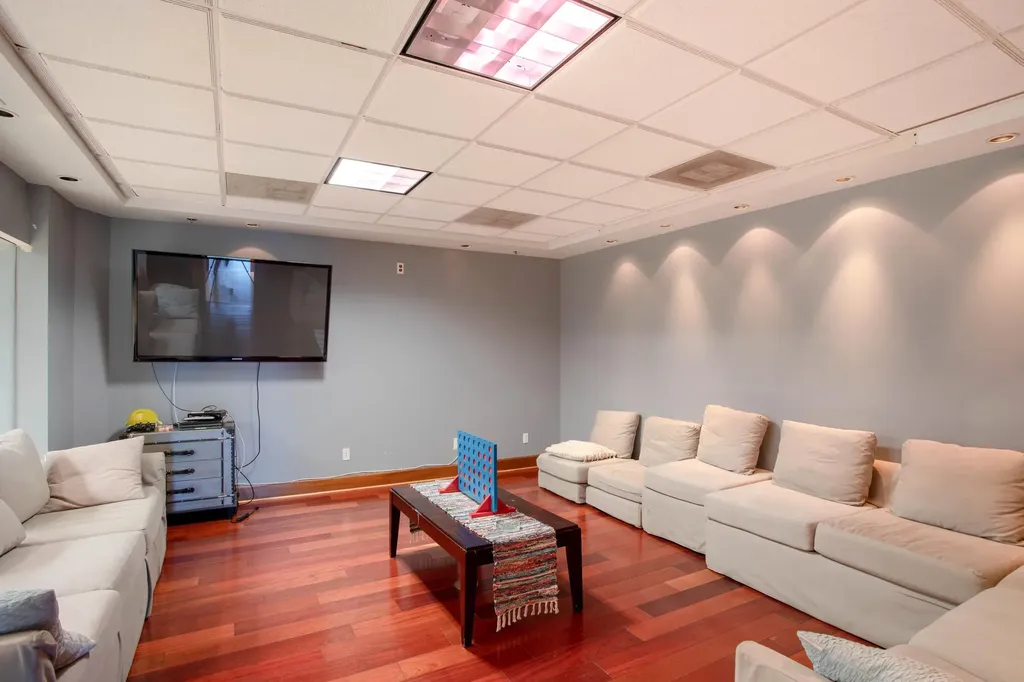 5020 Biscayne Boulevard Miami FL 33137
