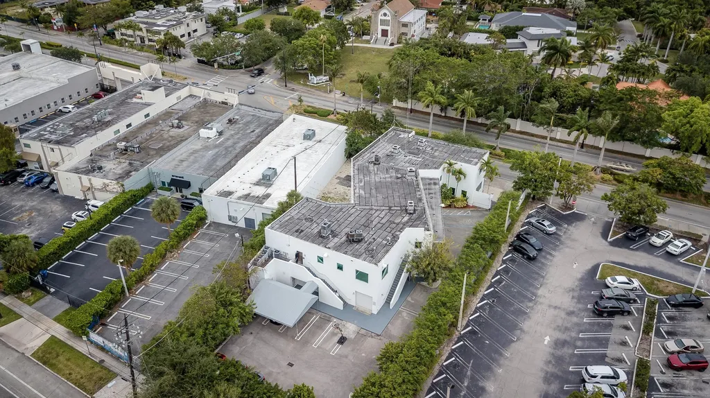 5020 Biscayne Boulevard Miami FL 33137