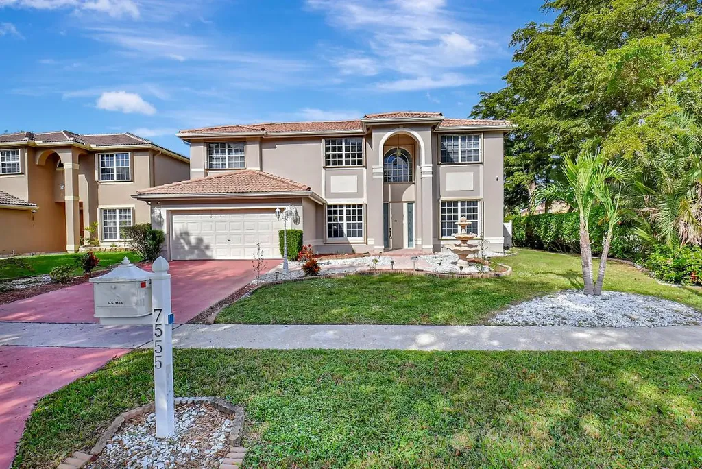 7555 Cedar Hurst Court Lake Worth FL 33467