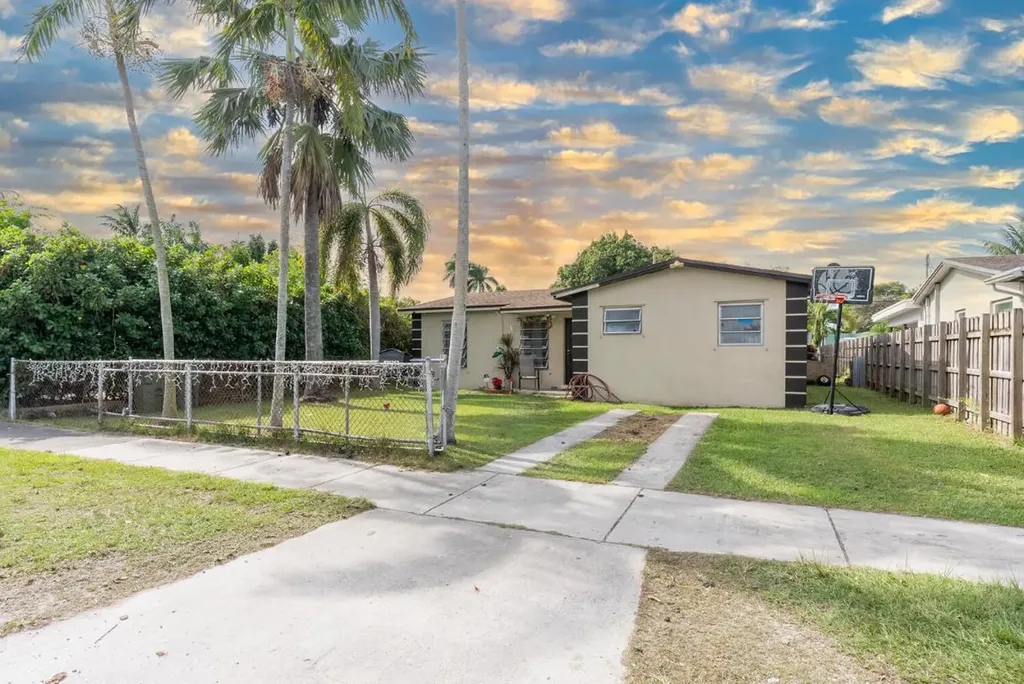 426 NW 7th Avenue Homestead FL 33030