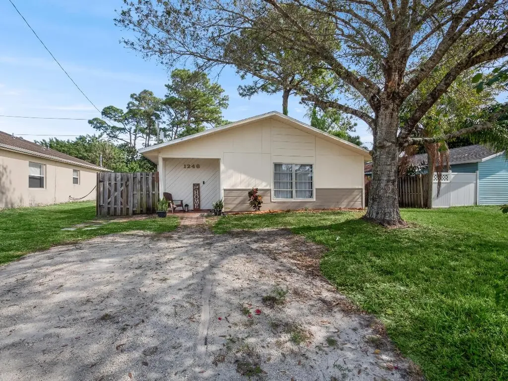 1246 16th Avenue SW Vero Beach FL 32962