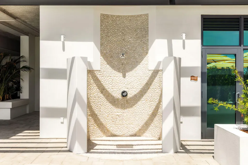 305 Briny Avenue Pompano Beach FL 33062