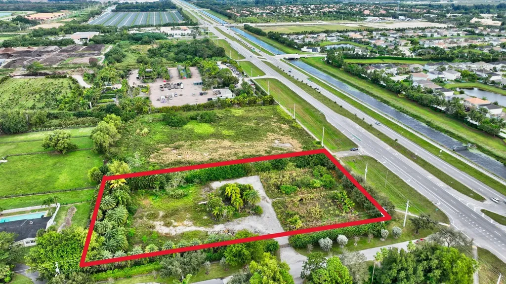 10069 La Reina Road Delray Beach FL 33446