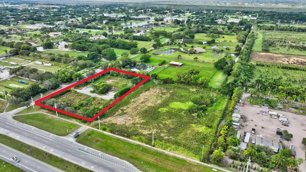10069 La Reina Road Delray Beach FL 33446