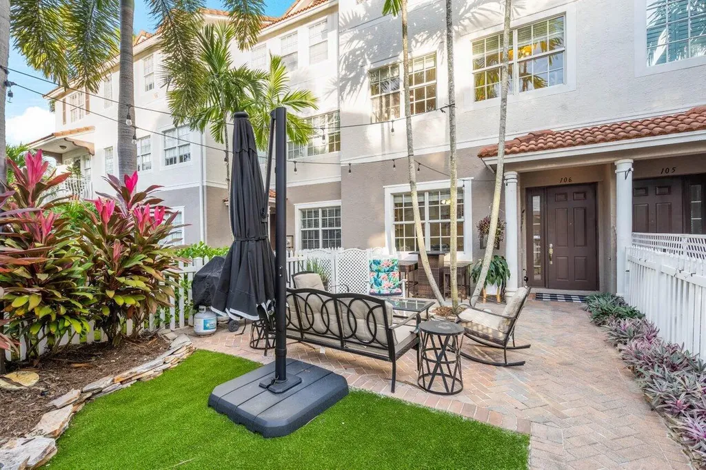 106 Ocean Cay Way Hypoluxo FL 33462