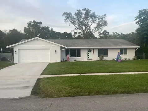 7673 Oakmont Drive Lake Worth FL 33467