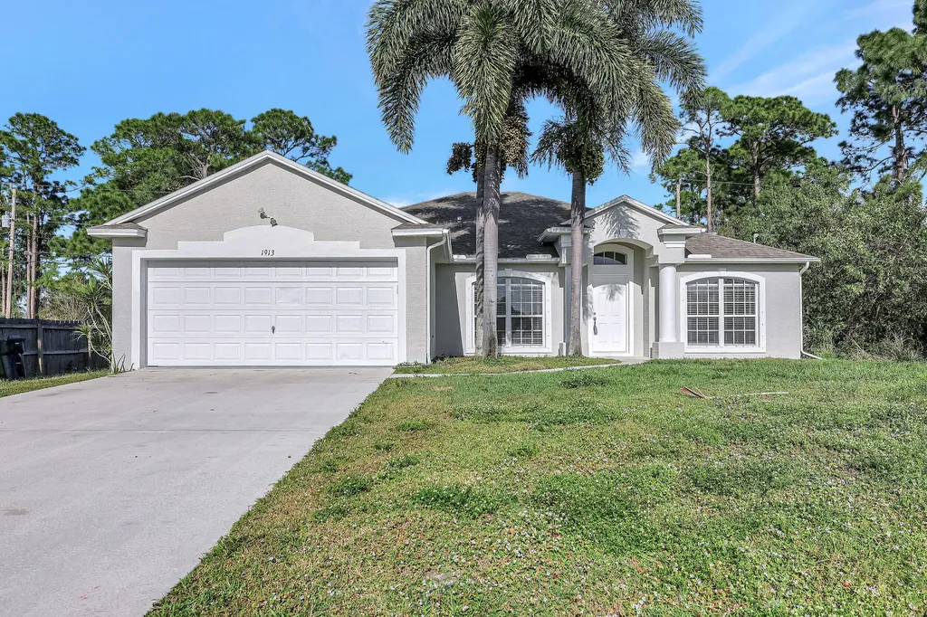 1913 SW Mackenzie Street Port St Lucie FL 34953