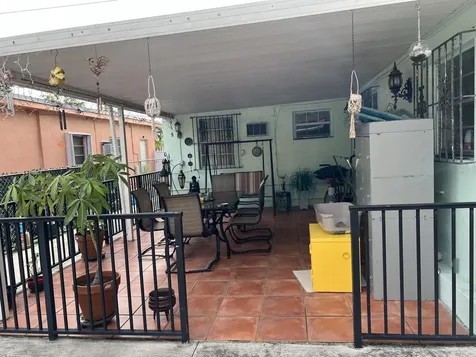 4621 NW 4th Street Miami FL 33126