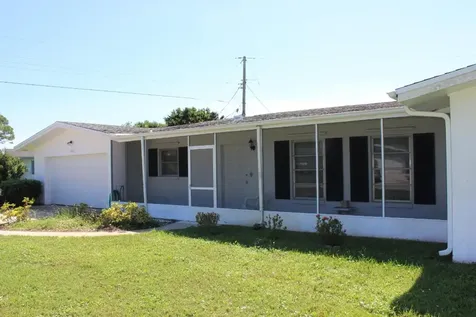 602 Beach Avenue Port St Lucie FL 34952
