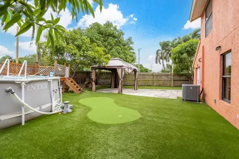 580 NW 9th Court Boynton Beach FL 33426