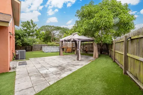 580 NW 9th Court Boynton Beach FL 33426