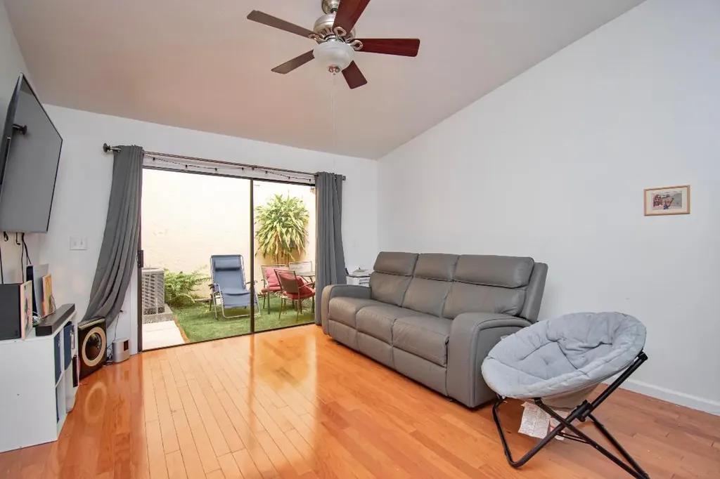 22352 Pineapple Walk Drive Boca Raton FL 33433