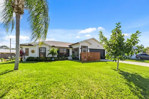 410 SW Alcan Drive Port St Lucie FL 34953