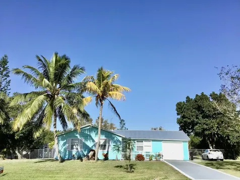201 SW Thornhill Drive Port St Lucie FL 34984
