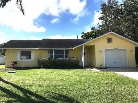 2722 SE Worrell Avenue Port St Lucie FL 34952