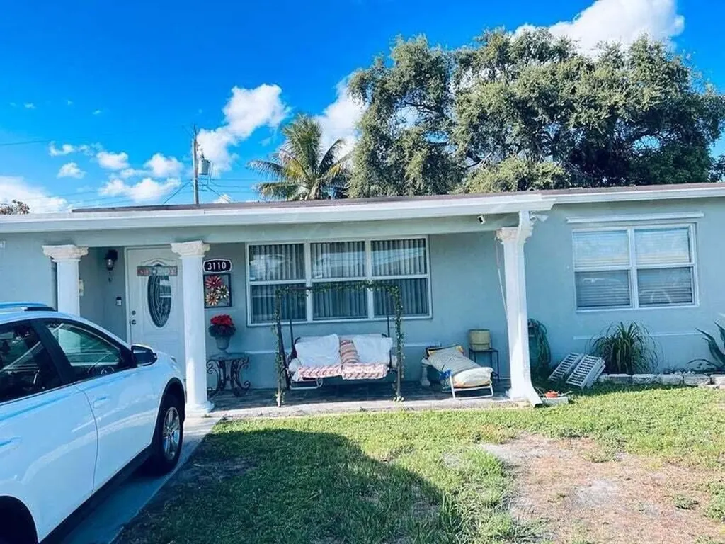 3110 Buckley Avenue Lake Worth FL 33461