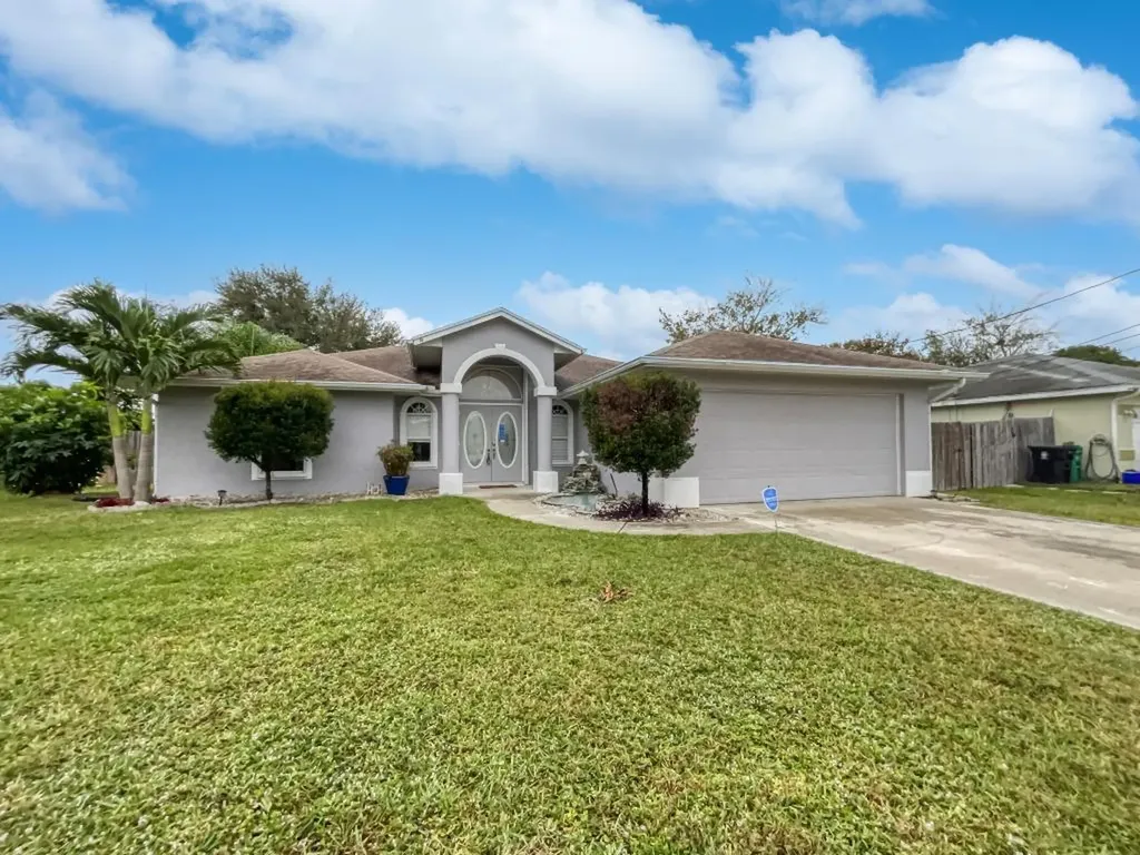 2442 SW Dalpina Road Port St Lucie FL 34953