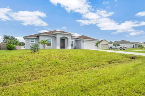 1445 SW Leisure Lane Port St Lucie FL 34953