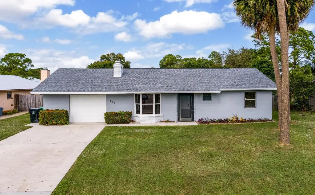 461 SE Fallon Drive Port St Lucie FL 34983