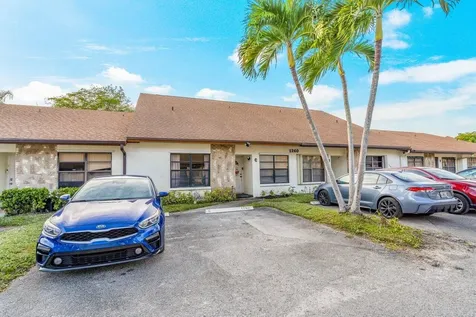 1260 Parkside Green Drive Greenacres FL 33415