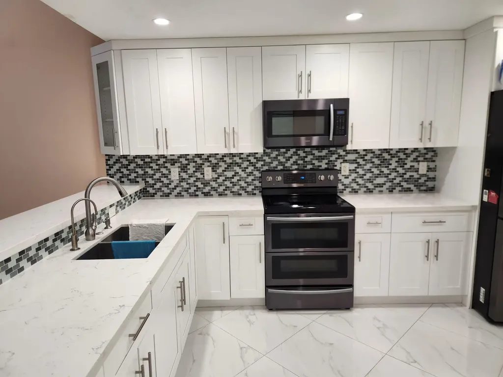 4465 Lucerne Villas Lane Lake Worth FL 33467