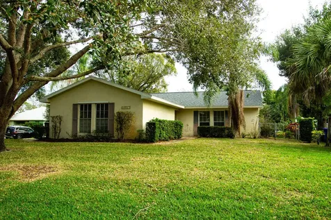 196 23rd Avenue Vero Beach FL 32962