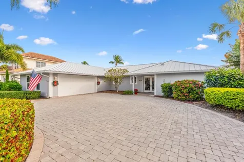 3212 SE Fairway W Stuart FL 34997