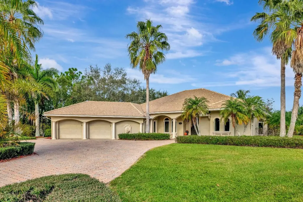 571 SW Sanctuary Drive Port St Lucie FL 34986