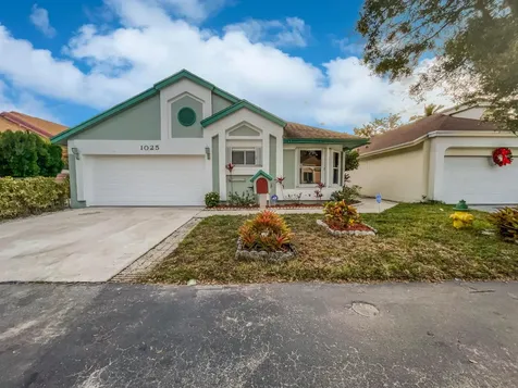 1025 W Jasmine Lane North Lauderdale FL 33068