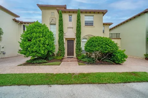129 Via Poinciana Lane Boca Raton FL 33487