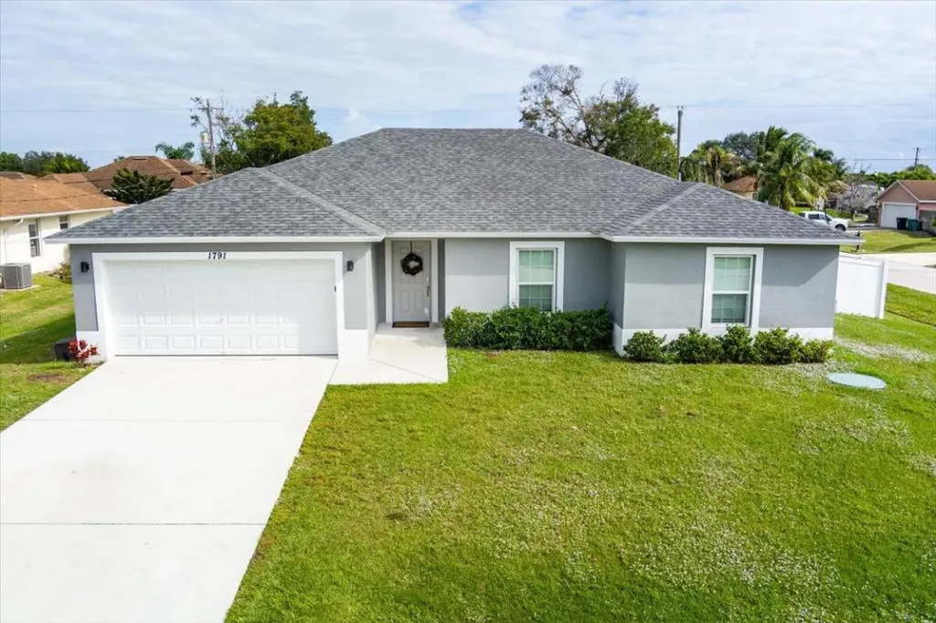 1791 SW Gloria Lane Port St Lucie FL 34953