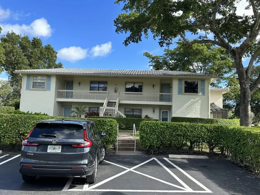 5 Westgate Lane Boynton Beach FL 33436