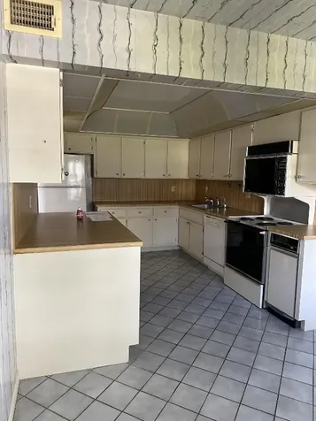 5 Westgate Lane Boynton Beach FL 33436