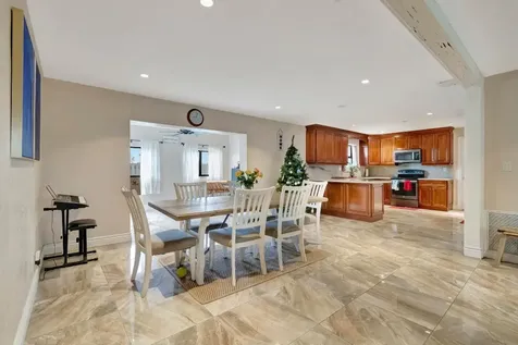 550 NW 39th Avenue Coconut Creek FL 33066