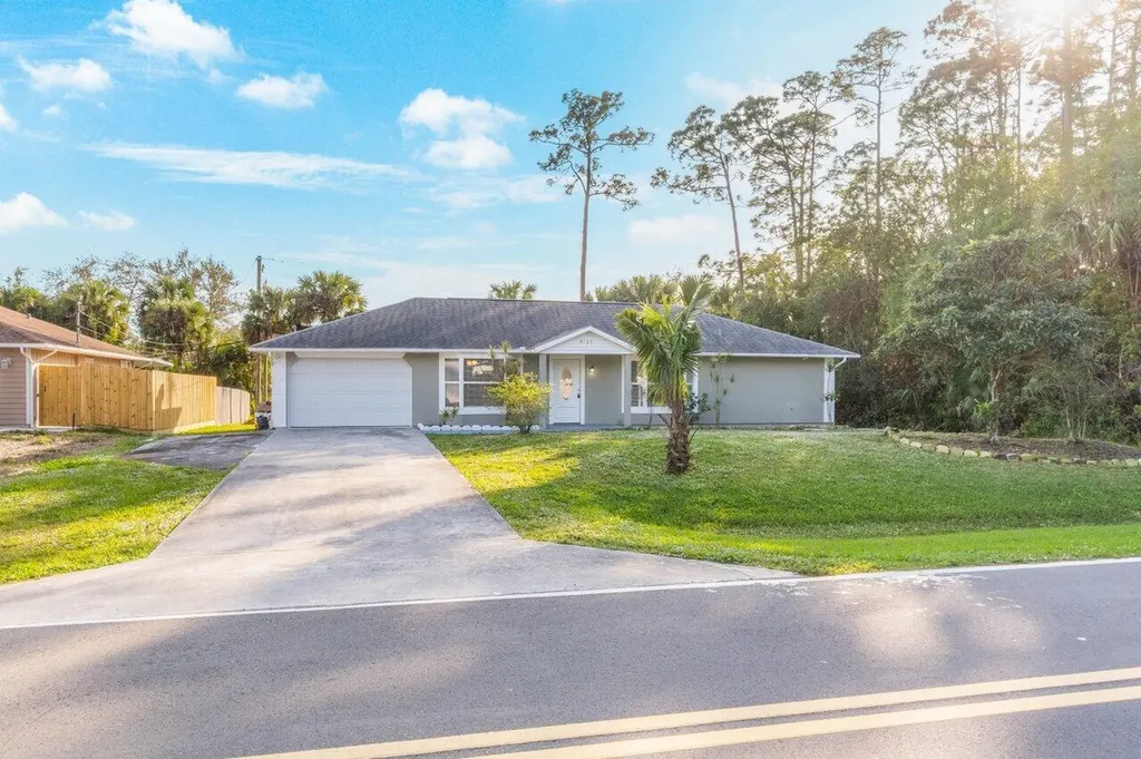 8103 Winter Garden Parkway Fort Pierce FL 34951