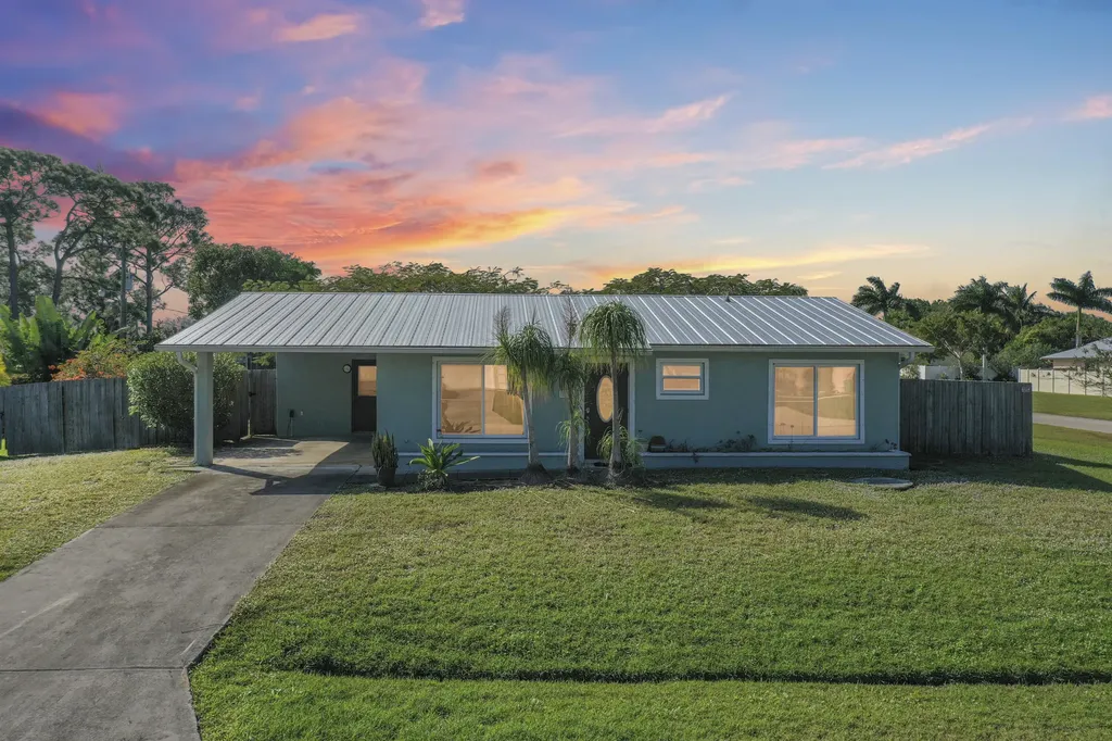 1698 SW Gemini Lane Port St Lucie FL 34984