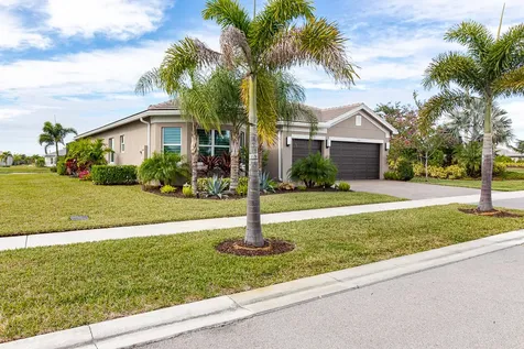 11918 SW Still Waters Avenue Port St Lucie FL 34987
