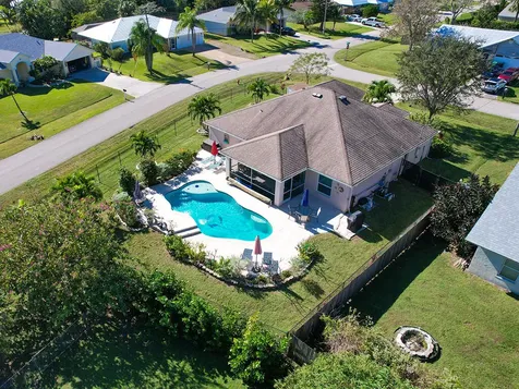 2097 SE Parrot Street Port St Lucie FL 34952