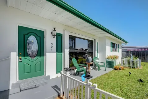 324 E Lake Road Palm Springs FL 33461