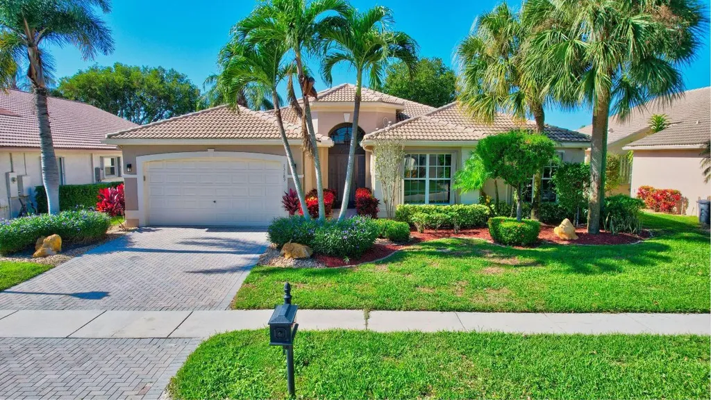 13189 Vedra Lake Circle Delray Beach FL 33446