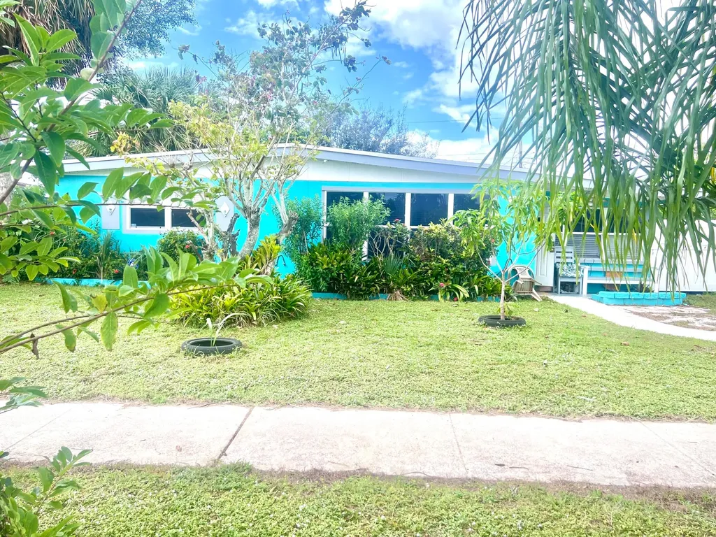 755 Orchid Drive Royal Palm Beach FL 33411