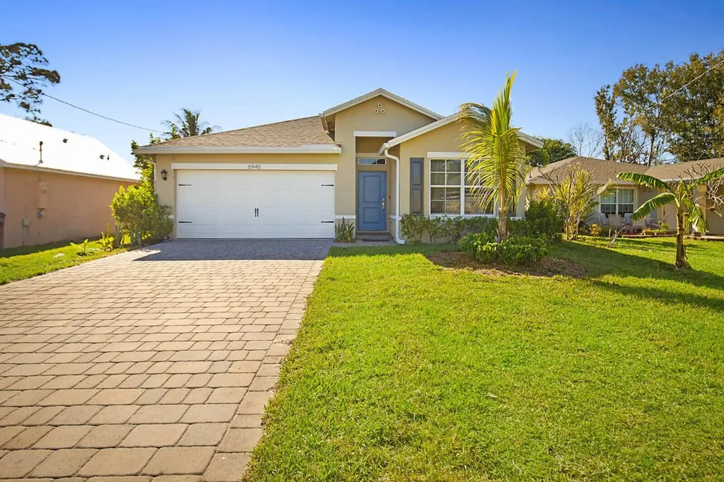 6946 Palm Garden Street Jupiter FL 33458