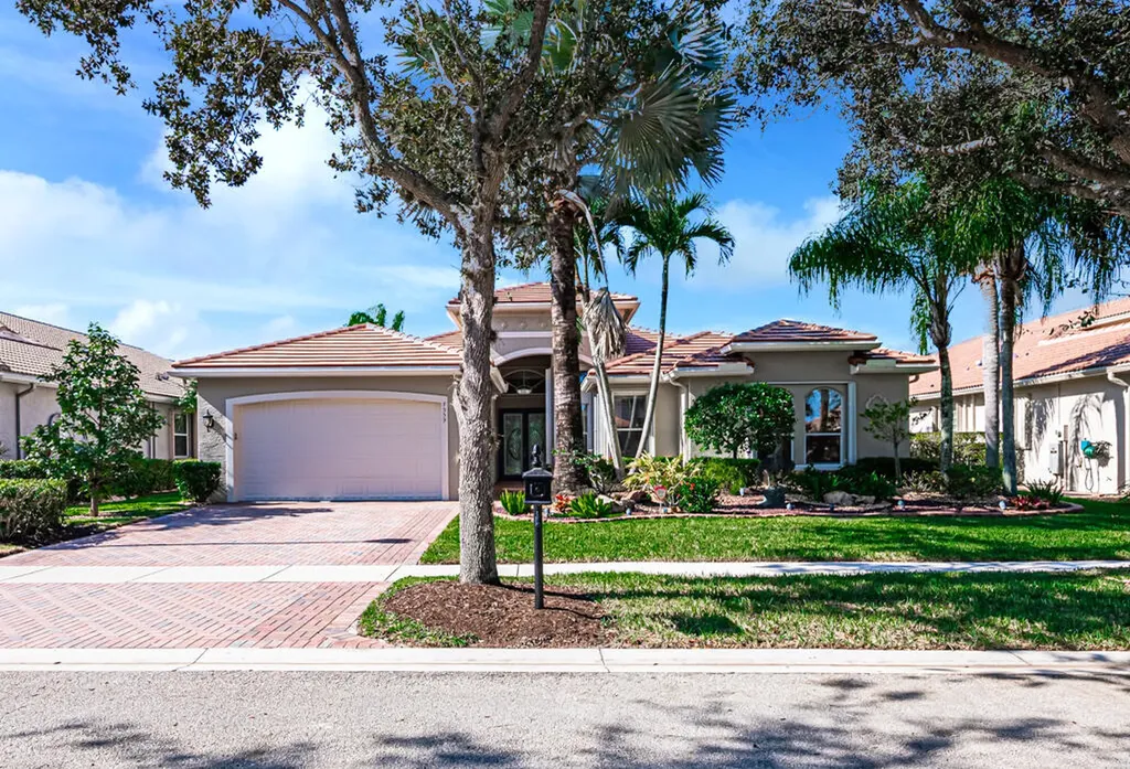 7559 Tarpon Cove Circle Lake Worth FL 33467