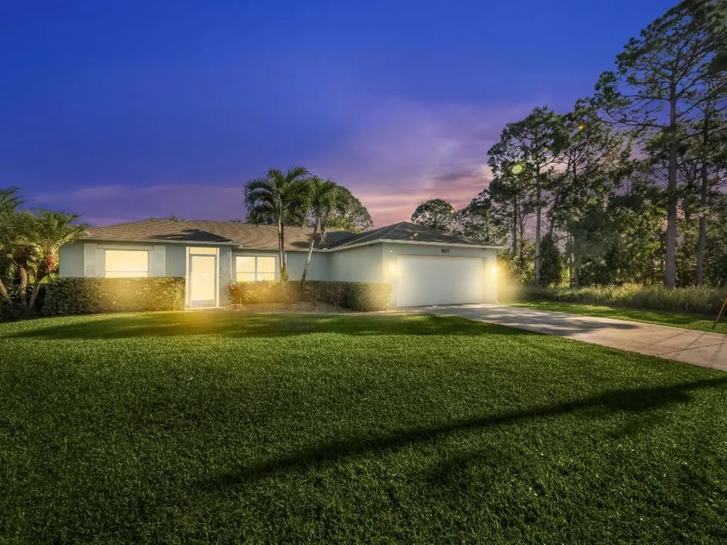 4107 SW Fiji Lane Port St Lucie FL 34953