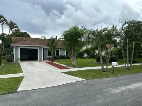 700 SW 1st Court Boynton Beach FL 33426