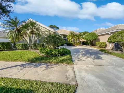 296 NW Bentley Circle Port St Lucie FL 34986