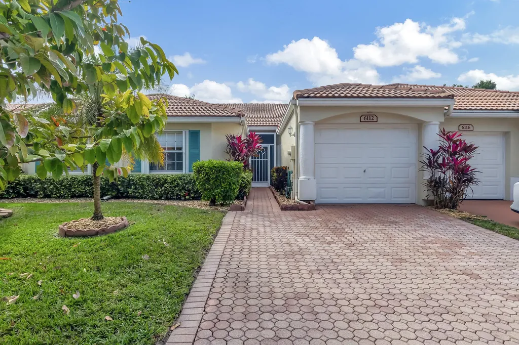 6112 Petunia Road Delray Beach FL 33484