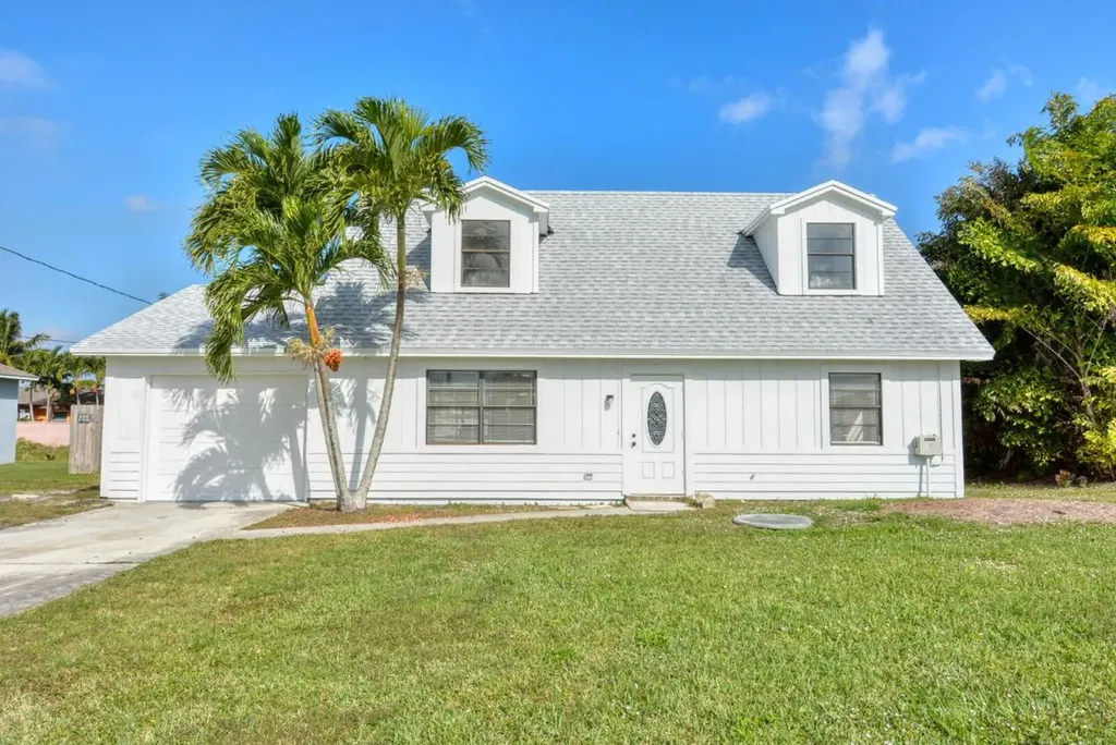 1417 SW Vicuna Lane Port St Lucie FL 34953