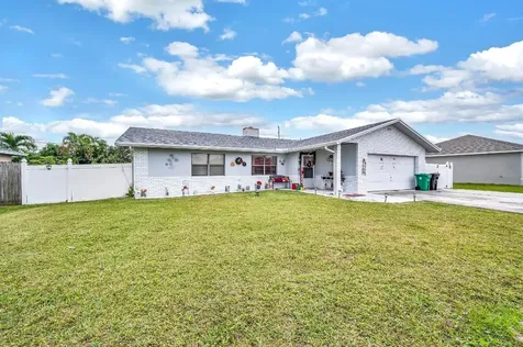 582 SE Floresta Drive Port St Lucie FL 34983